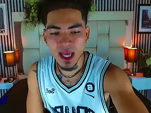 LihanJor 23 online show from 11-17-25, 01:17