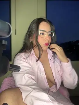 Snapshot of megan_cl chatting on 12-02-25, 11:23 megan cl online show from 12-02-25, 11:23