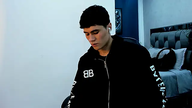 roan birkin online show from 11-24-25, 07:13