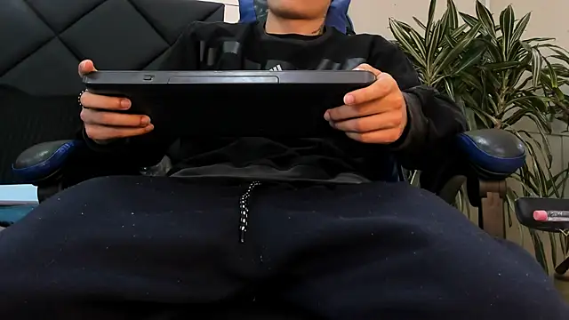 roan birkin online show from 03-31-26, 07:14