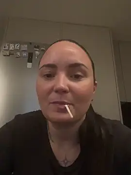 Snapshot of Orgasmille chatting on 03-03-25, 09:22 Orgasmille online show from 03-03-25, 09:22