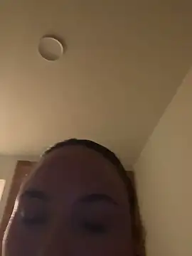 Snapshot of Orgasmille chatting on 03-03-25, 08:21 Orgasmille online show from 03-03-25, 08:21