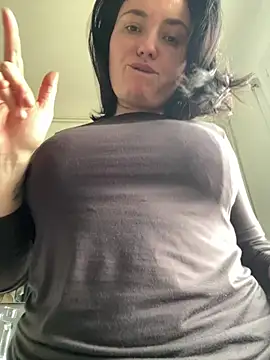 Snapshot of Orgasmille chatting on 02-21-26, 12:06 Orgasmille online show from 02-21-26, 12:06