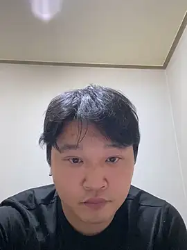 Snapshot of offwhite777 chatting on 01-30-25, 03:19 offwhite777 online show from 01-30-25, 03:19