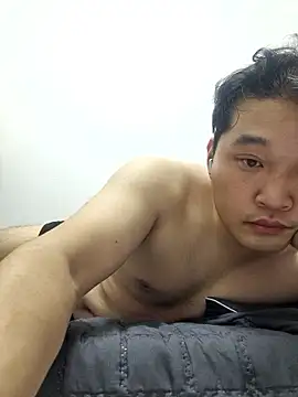 Snapshot of offwhite777 chatting on 11-12-25, 01:55 offwhite777 online show from 11-12-25, 01:55