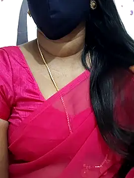 Snapshot of Tamil_Meera12 chatting on 09-19-25, 06:37 Tamil Meera12 online show from 09-19-25, 06:37
