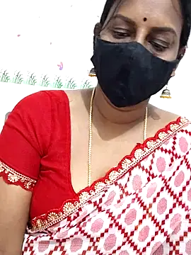 Snapshot of Tamil_Meera12 chatting on 09-22-25, 06:37 Tamil Meera12 online show from 09-22-25, 06:37