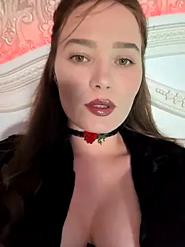 GoddessYanaMironova online show from 04-19-26, 07:27