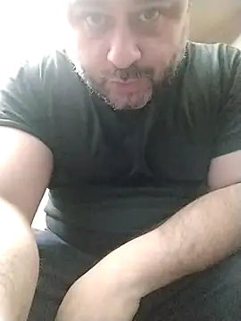 Snapshot of NAvoglia chatting on 02-19-25, 08:31 NAvoglia online show from 02-19-25, 08:31