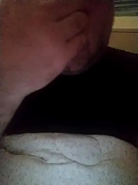 Snapshot of NAvoglia chatting on 11-14-25, 08:57 NAvoglia online show from 11-14-25, 08:57