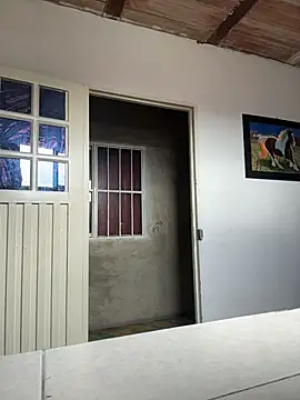 Snapshot of Emma_Giraldo chatting on 02-02-26, 02:38 Emma Giraldo online show from 02-02-26, 02:38