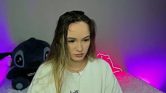 EvaBalmer online show from 11-25-25, 04:56