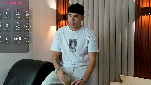 Snapshot of Justin_mack chatting on 11-14-25, 12:15 Justin mack online show from 11-14-25, 12:15