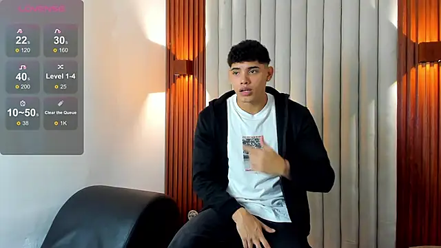 Snapshot of Justin_mack chatting on 11-21-25, 11:42 Justin mack online show from 11-21-25, 11:42