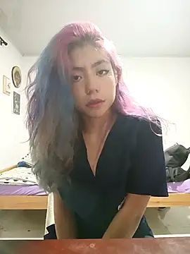 Snapshot of JolietDupont chatting on 09-09-25, 12:10 JolietDupont online show from 09-09-25, 12:10