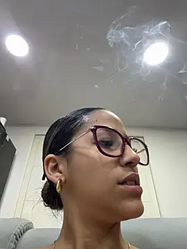 vicky bass online show from 11-05-25, 10:32