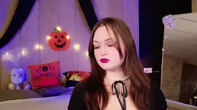 Kendra Parlow online show from 10-30-25, 08:42