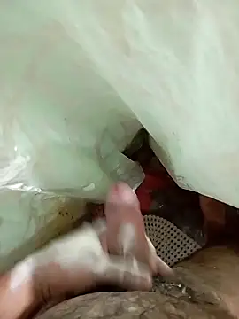 Snapshot of HotC1991 chatting on 03-09-26, 12:25 HotC1991 online show from 03-09-26, 12:25