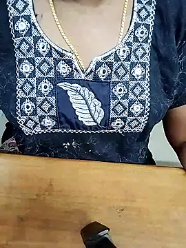 Tamil Radha online show from 12-17-25, 05:46