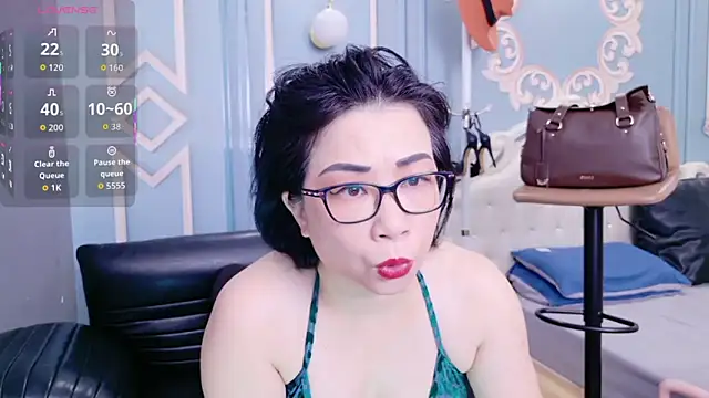 LucianaMe online show from 04-19-26, 02:22