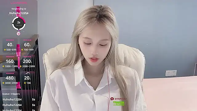 xunian71O online show from 01-08-26, 06:37