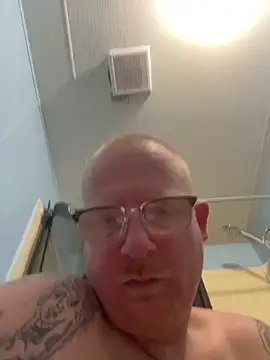 Snapshot of ClimbedCaelum chatting on 02-24-26, 04:32 ClimbedCaelum online show from 02-24-26, 04:32