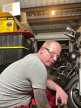 Snapshot of ClimbedCaelum chatting on 03-05-26, 02:51 ClimbedCaelum online show from 03-05-26, 02:51