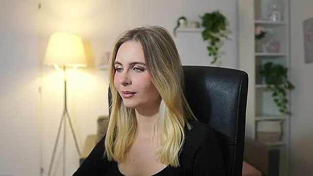 catecrago  online show from 11-25-25, 09:09