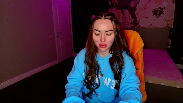 MissisCaty online show from 04-18-26, 02:37