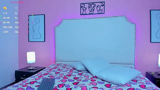  Emma whiitee  online show from 11-13-25, 01:10