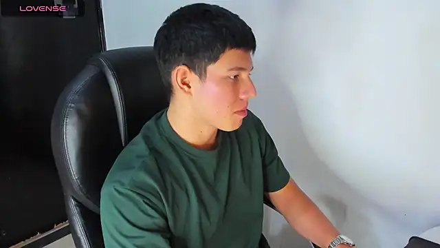 JamesCr  online show from 03-23-25, 08:15