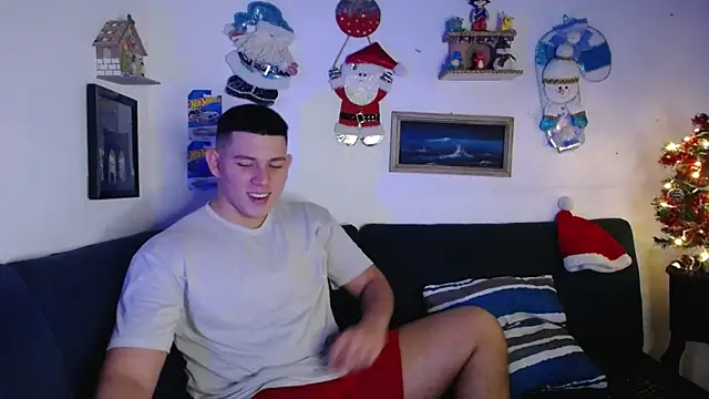 JamesCr  online show from 11-28-25, 02:03