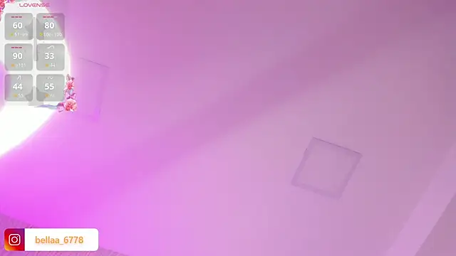 Snapshot of bella_lovers_ chatting on 02-21-26, 07:37 bella lovers online show from 02-21-26, 07:37