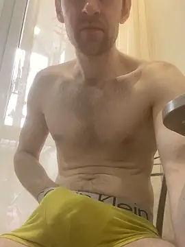 LynnAhNight online show from 03-21-26, 05:12