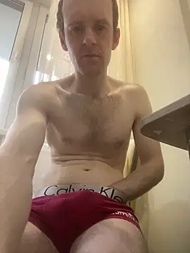 LynnAhNight online show from 04-10-26, 03:56