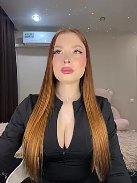 JessRoal online show from 03-16-25, 06:34