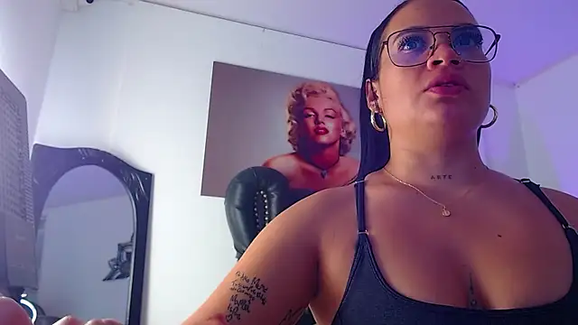 Taliana36 online show from 02-20-25, 01:08
