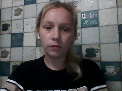 Snapshot of Anna_wey chatting on 06-16-26, 07:05 Anna wey online show from 06-16-26, 07:05