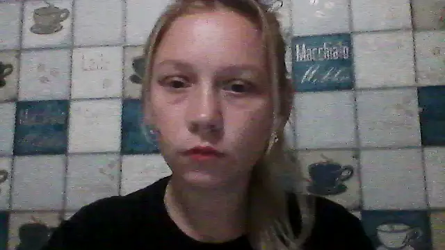 Snapshot of Anna_wey chatting on 07-05-26, 07:32 Anna wey online show from 07-05-26, 07:32