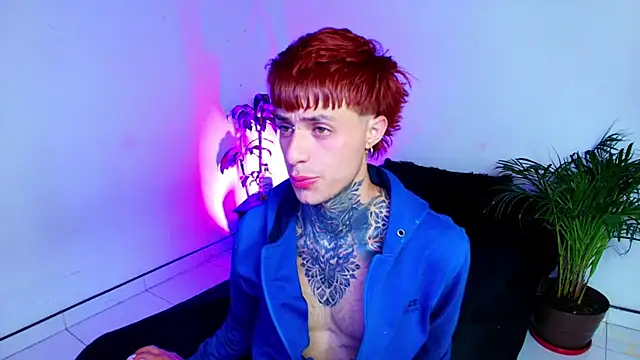 Snapshot of 7_Saturno_7 chatting on 06-20-26, 10:45 7 Saturno 7 online show from 06-20-26, 10:45