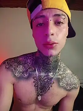 Snapshot of 7_Saturno_7 chatting on 07-15-26, 11:21 7 Saturno 7 online show from 07-15-26, 11:21