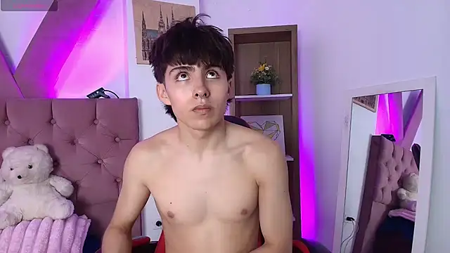 PepperTwink online show from 04-02-26, 04:04