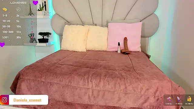 Danielaangelina online show from 02-17-26, 06:10