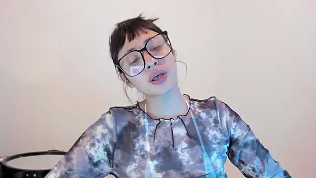 ggor4w33 online show from 10-16-25, 02:01