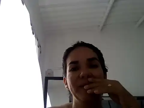 Snapshot of tezza_smith chatting on 05-11-26, 01:28 tezza smith online show from 05-11-26, 01:28