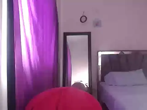 Snapshot of tezza_smith chatting on 07-18-26, 12:42 tezza smith online show from 07-18-26, 12:42