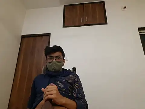 Snapshot of kk77102 chatting on 02-13-25, 08:03 kk77102 online show from 02-13-25, 08:03