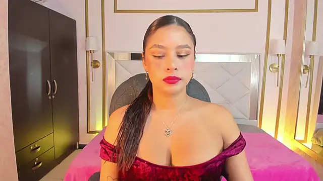 Snapshot of victoria__Smith chatting on 11-22-25, 12:15 victoria Smith online show from 11-22-25, 12:15