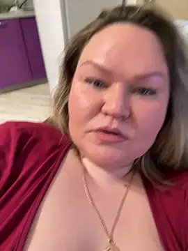 Snapshot of Vivien__wet chatting on 03-07-26, 07:44 Vivien wet online show from 03-07-26, 07:44