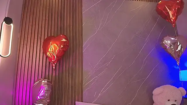 ariana jhonson1 online show from 04-10-26, 12:21